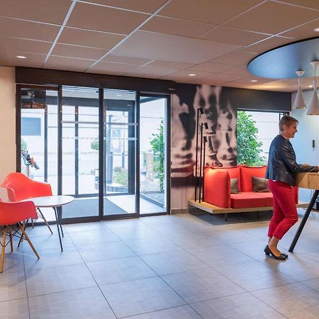 Отель Ibis Tours Nord Экстерьер фото