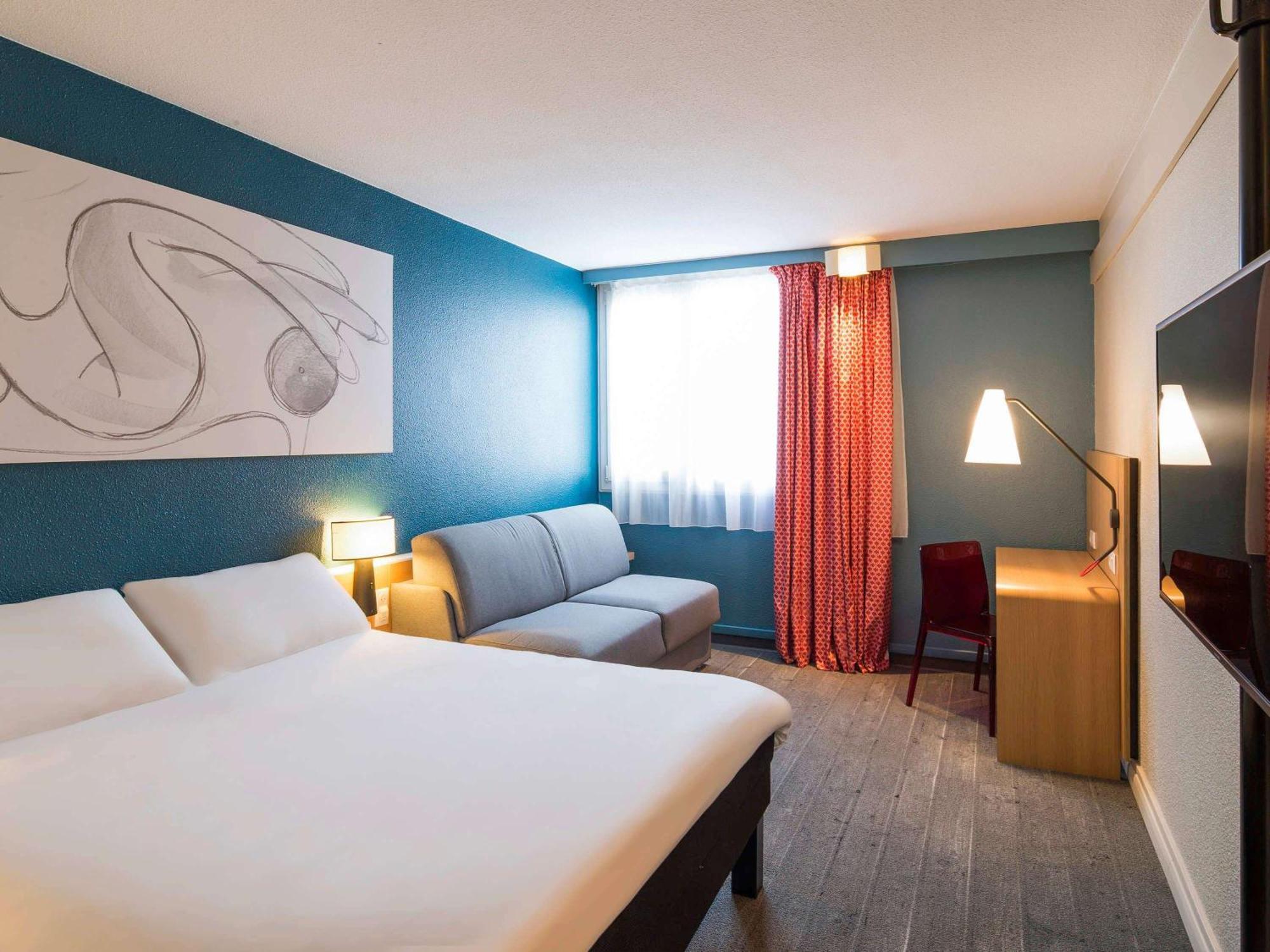 Отель Ibis Tours Nord Экстерьер фото