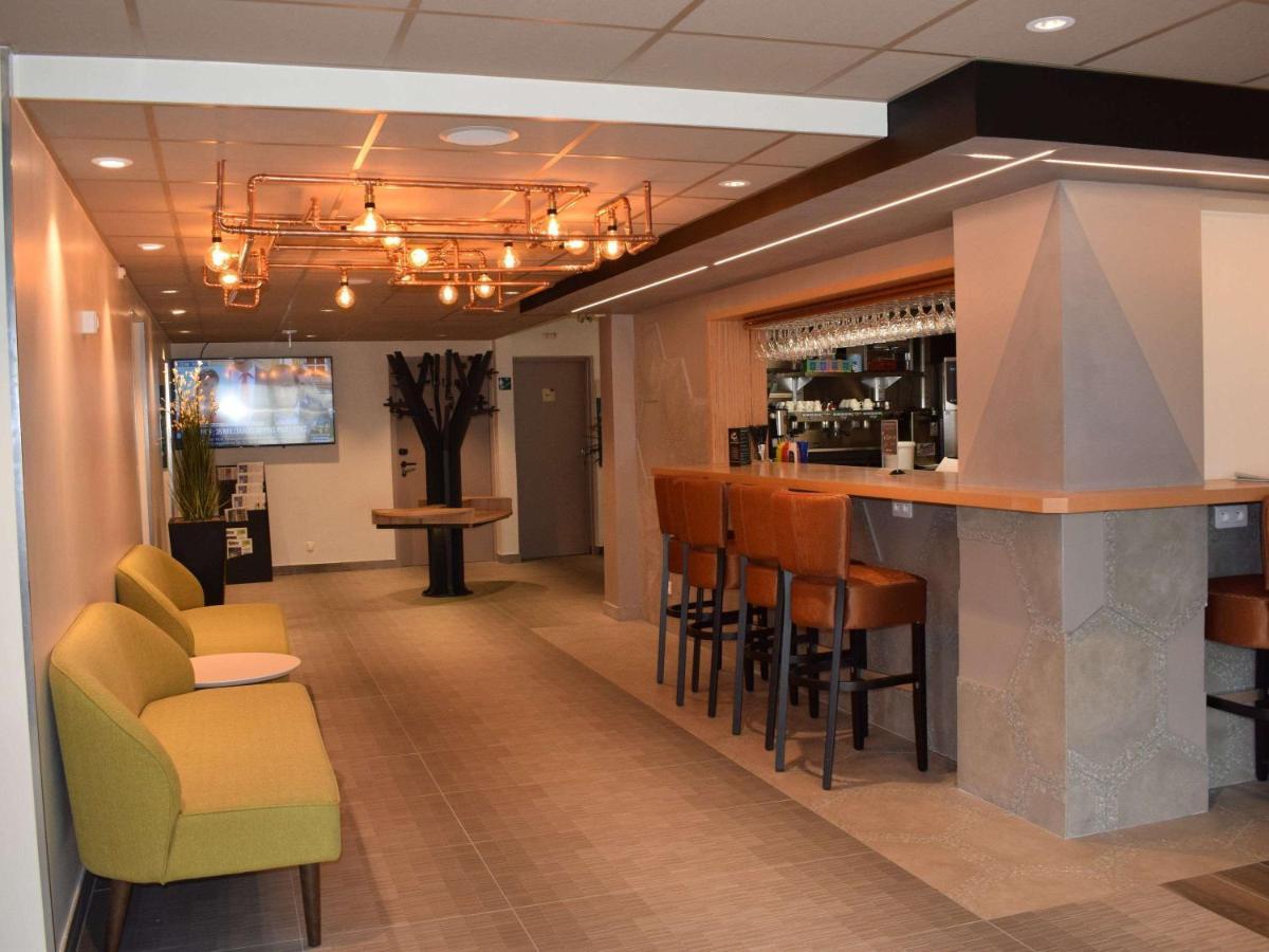 Отель Ibis Tours Nord Экстерьер фото