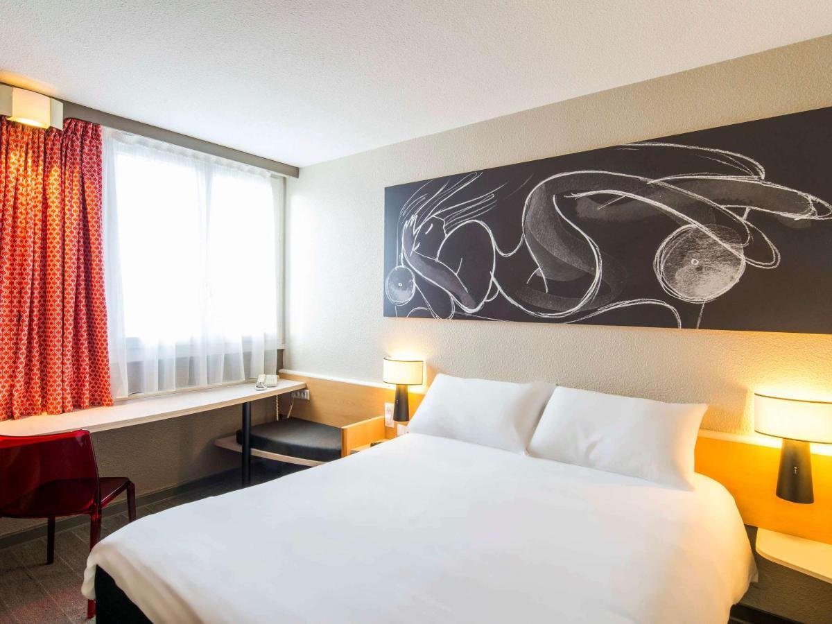 Отель Ibis Tours Nord Экстерьер фото